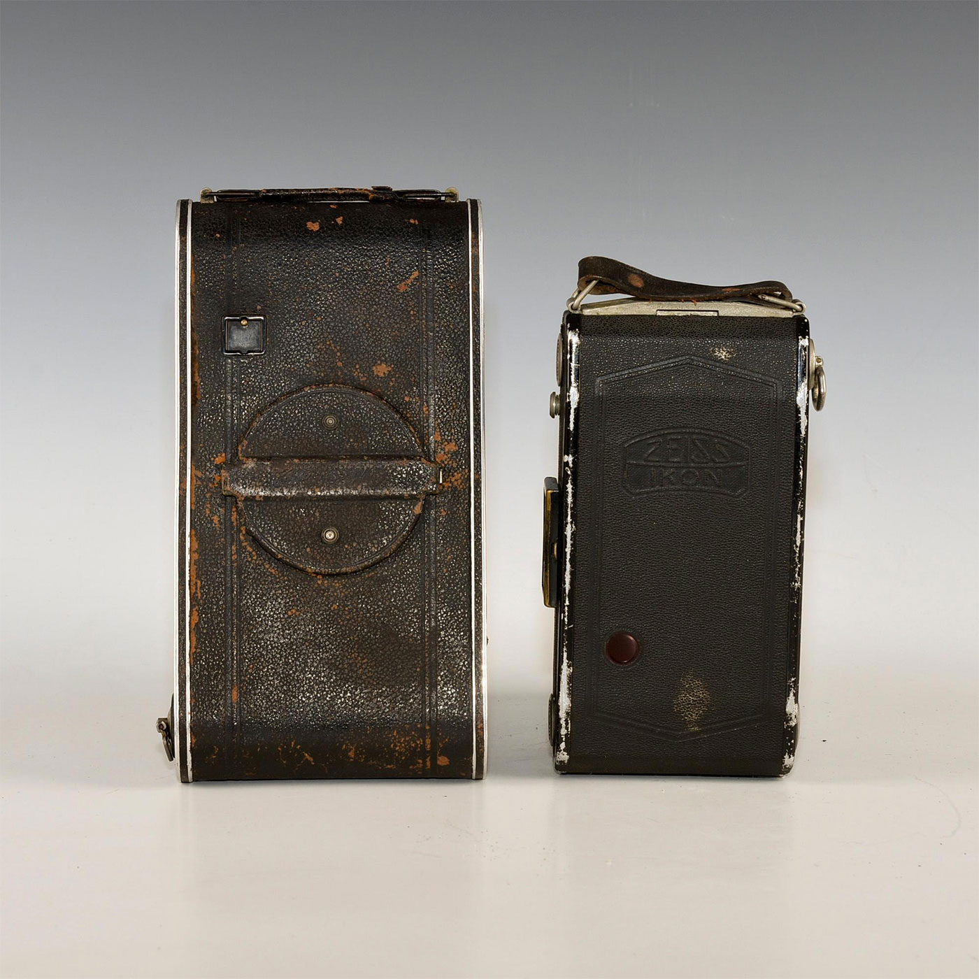 PAIR OF 2 MEDIUM FORMAT ZEISS IKON FOLDING CAMERAS - Image 3 of 7