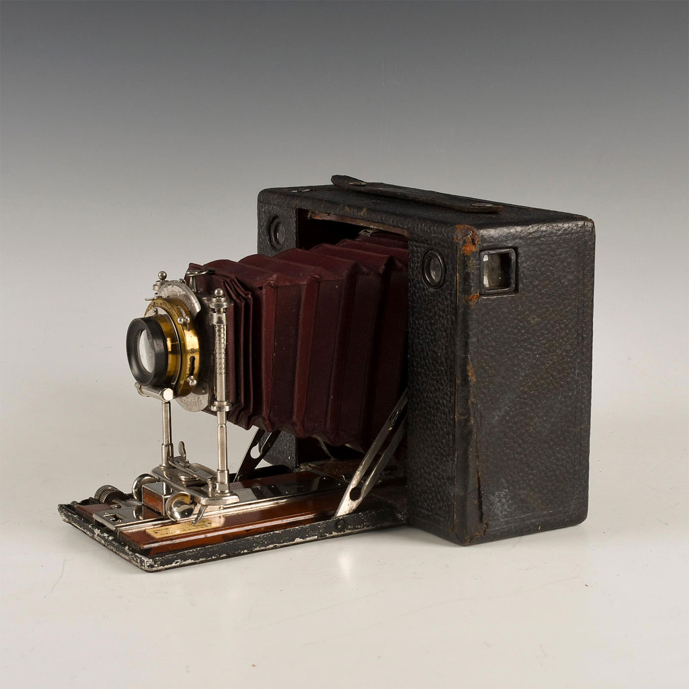 PAIR OF ANTIQUE KODAK FOLDING CAMERAS - Image 4 of 10