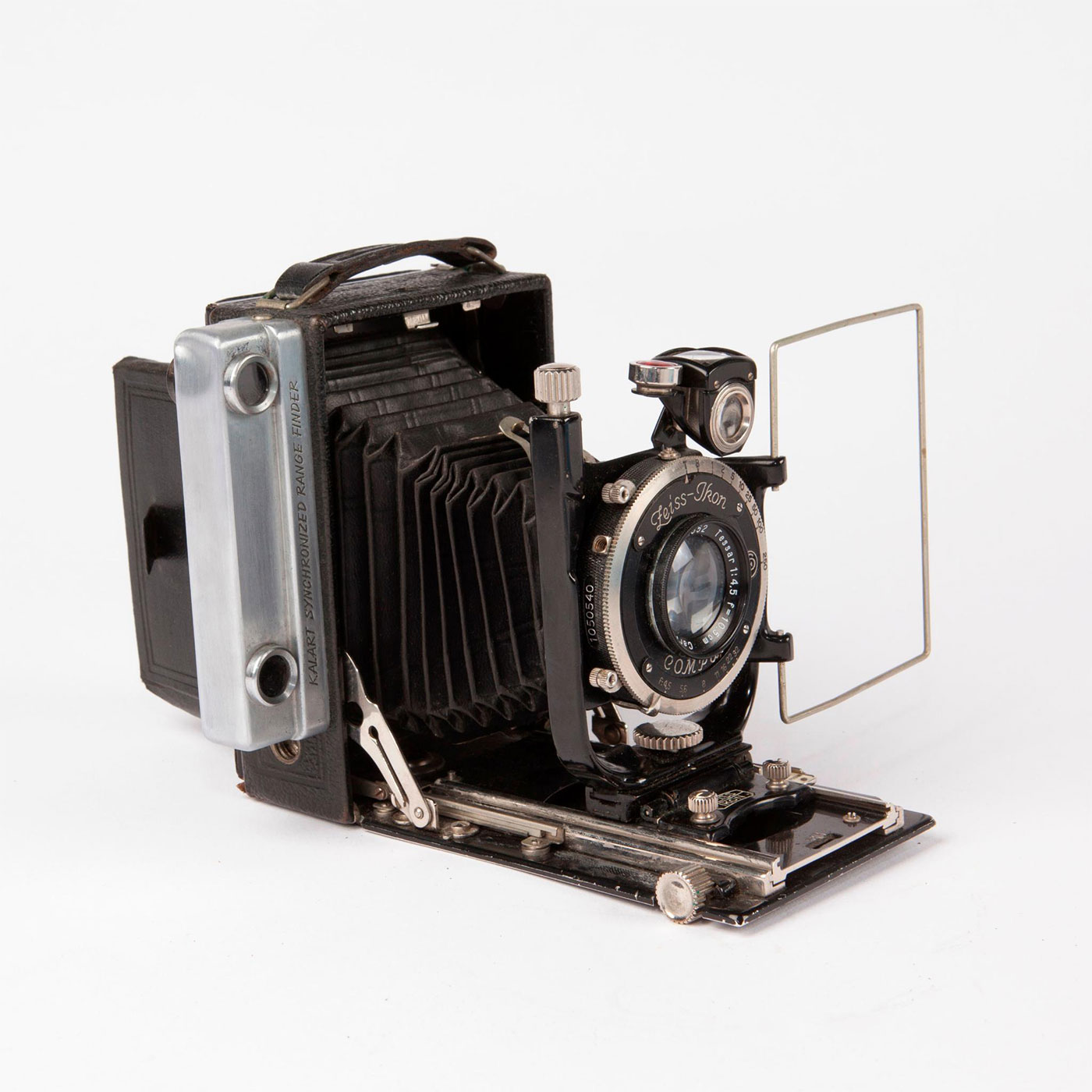 ZEISS IKON SUPER IKONTA SYNCHRONIZED RANGEFINDER CAMERA - Image 8 of 11