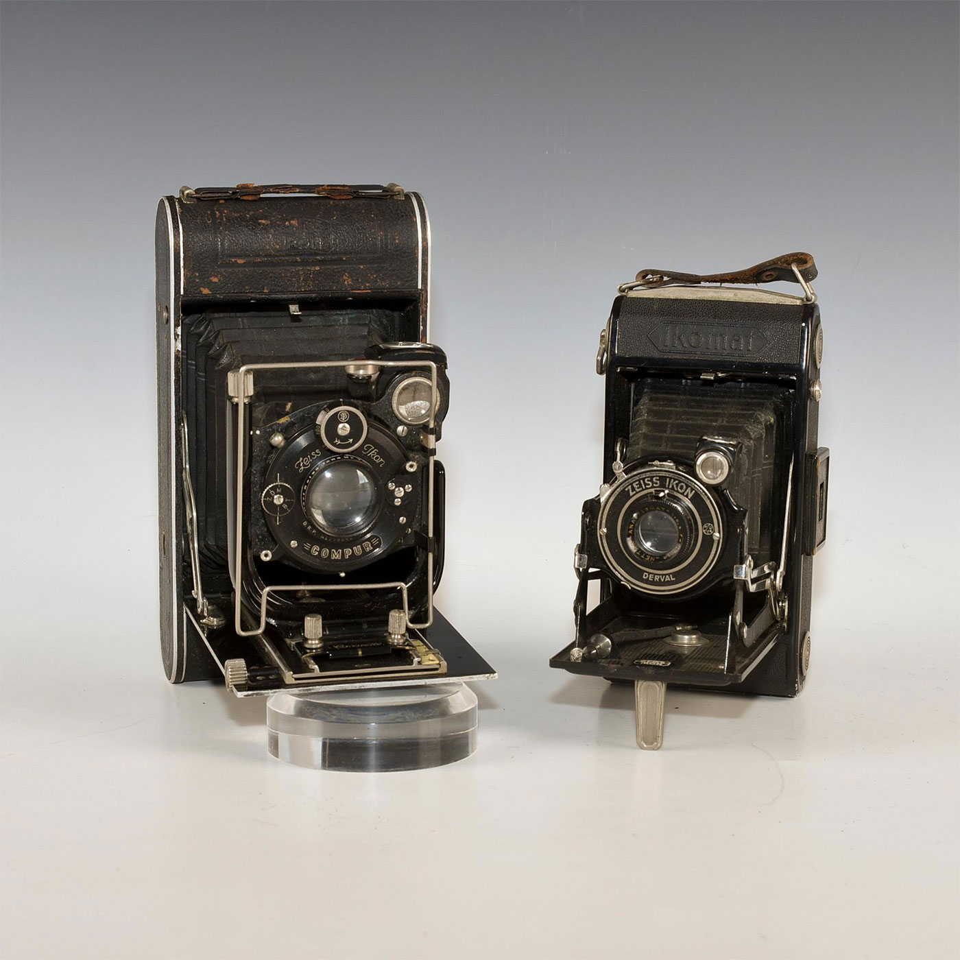 PAIR OF 2 MEDIUM FORMAT ZEISS IKON FOLDING CAMERAS