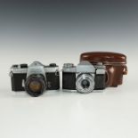 PAIR OF VINTAGE MIDCENTURY 35MM SLR CAMERAS