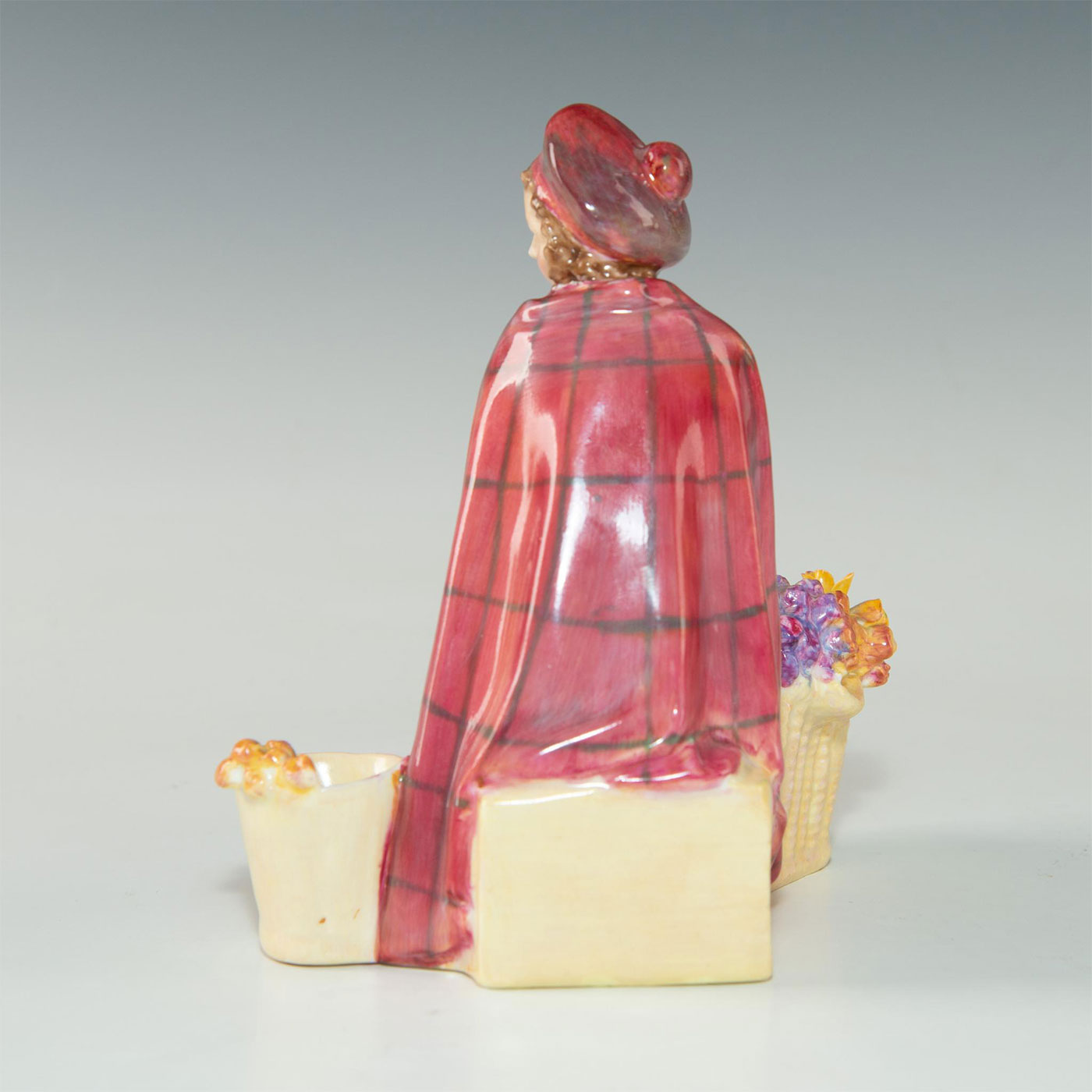 ROYAL DOULTON FIGURINE, BONNIE LASSIE HN1618 - Image 2 of 5