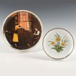 GROUP OF 2 CERAMIC PLATES: WHITE/YELLOW FLOWERS BY REUTTER & GORHAM; NORMAN ROCKWELL SCENE