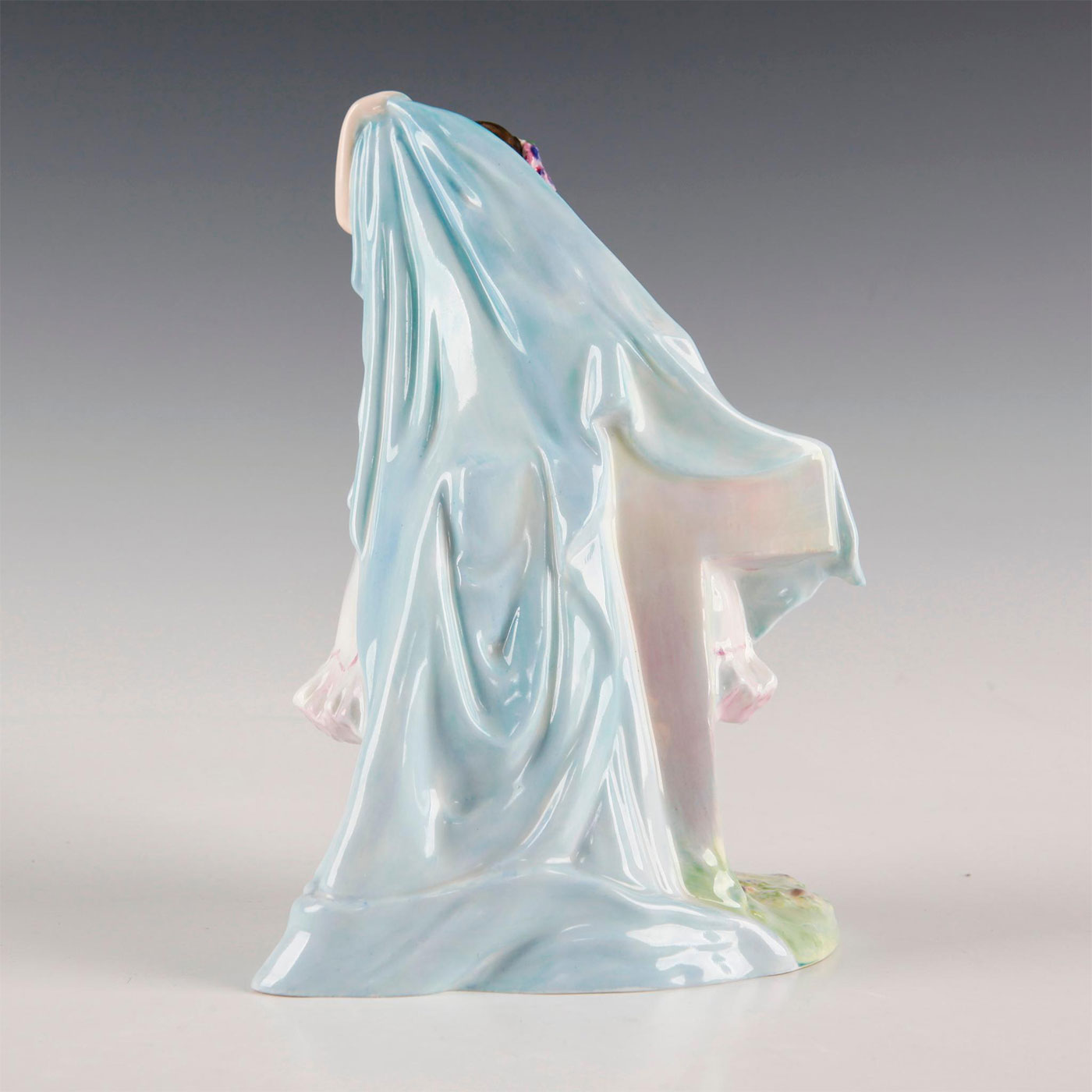 ROYAL DOULTON FIGURINE GISELLE THE FOREST GLADE HN2140 - Image 2 of 3