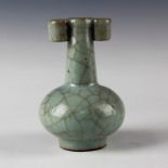 CHINESE SONG DYNASTY GE KILN DOUBLE EAR VASE