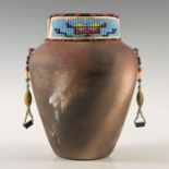 NATIVE AMERICAN PUEBLO POTTERY CLAY VASE