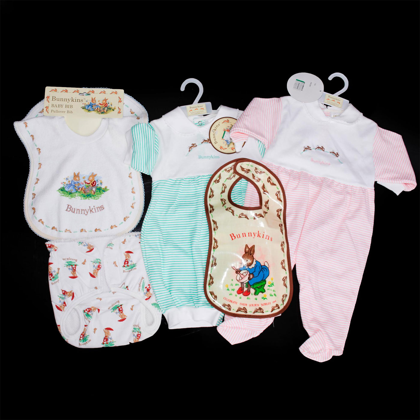 ROYAL DOULTON BUNNYKINS BABY CLOTHING AND ACCESSORIES - Image 6 of 8