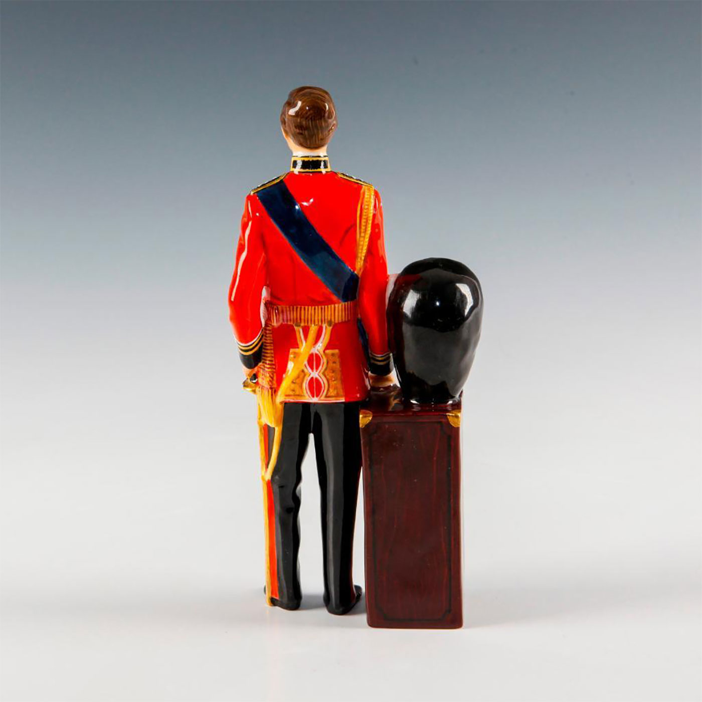 ROYAL DOULTON FIGURINE, PRINCE OF WALES HN2884 - Image 2 of 3