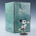 DISNEY CLASSICS FIGURINE MICKEY MOUSE THE DELIVERY BOY