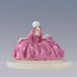 ROYAL DOULTON MINI FIGURINE, POLLY PEACHUM W/BASE M21