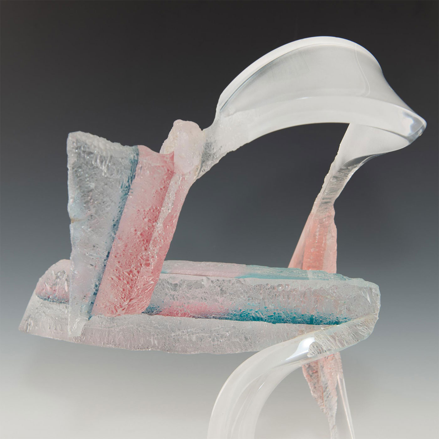 CONTEMPORARY ACRYLIC ABSTRACT SCULPTURE - Image 2 of 8