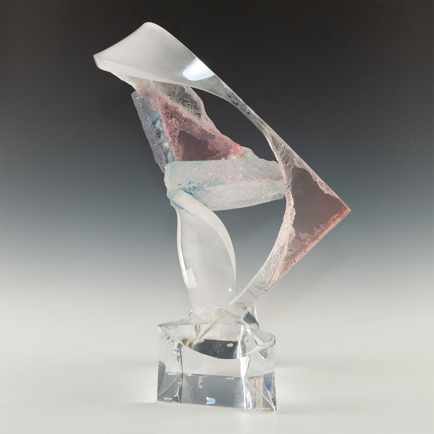 CONTEMPORARY ACRYLIC ABSTRACT SCULPTURE - Image 7 of 8