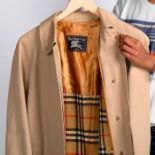 VINTAGE BURBERRY WOMEN'S TRENCH COAT