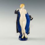 ROYAL DOULTON FIGURINE THE BATHER HN687