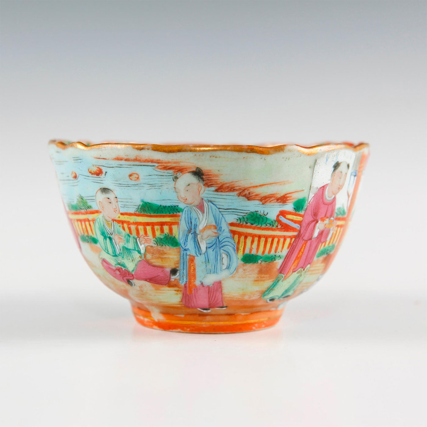 GILT AND COLOR GLAZED SCALLOPED CHINA TEACUP - Image 3 of 6