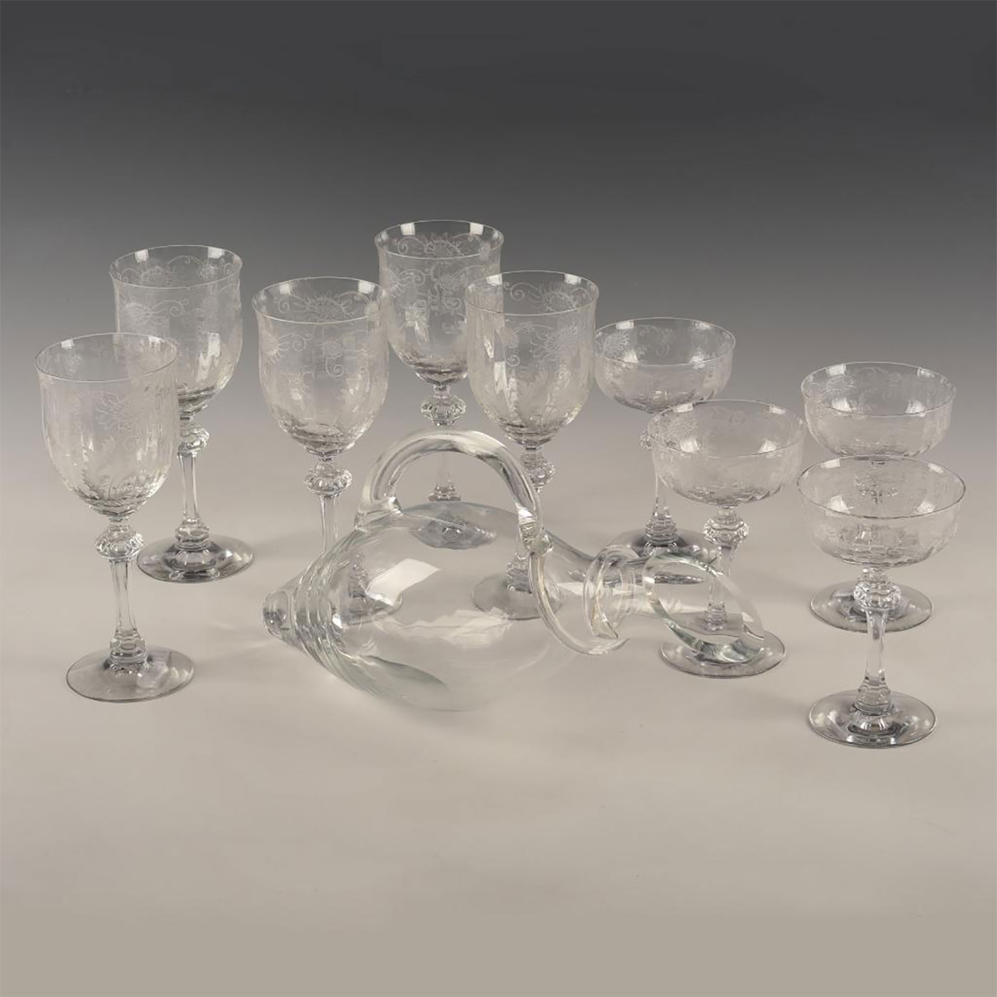 SET OF 5 WINE GLASSES, 4 GOBLETS, AND DUCK AERATOR - Image 2 of 9