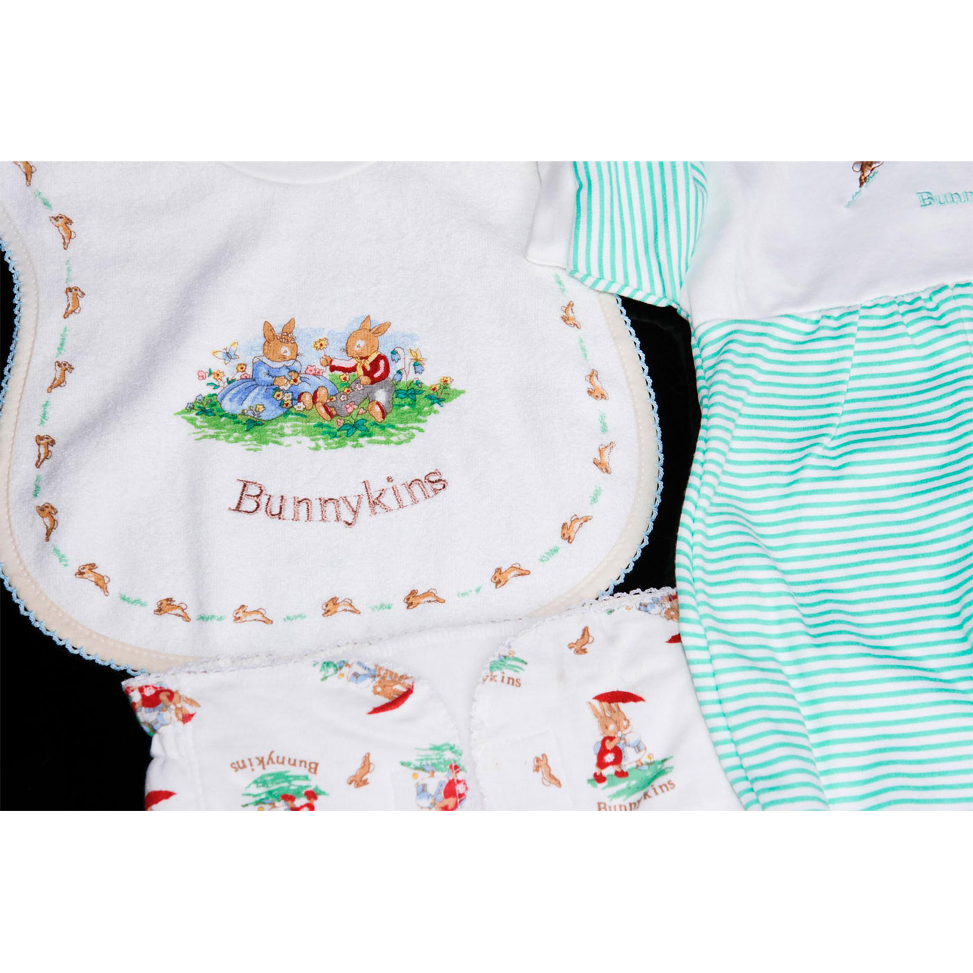 ROYAL DOULTON BUNNYKINS BABY CLOTHING AND ACCESSORIES - Image 8 of 8