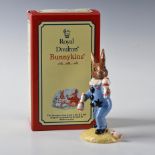 ROYAL DOULTON BUNNYKINS FIGURINE JUGGLER DB164