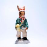 ROYAL DOULTON BUNNYKINS FIGURINE PAPERBOY DB77