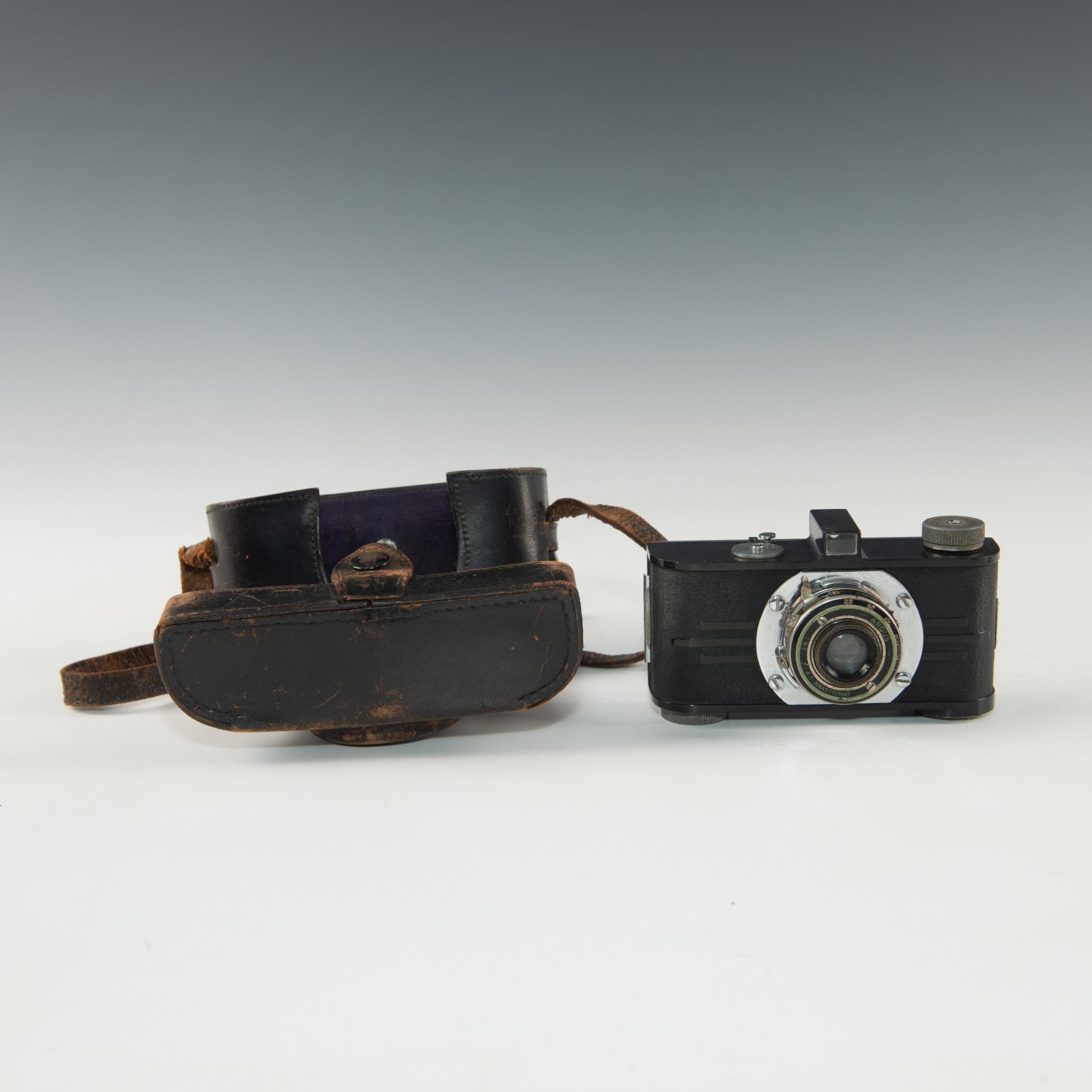 VINTAGE AMERICAN ART DECO 35MM FILM CAMERA TRIO - Image 6 of 13