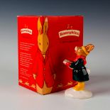 ROYAL DOULTON BUNNYKINS FIGURINE CAROL SINGER DB104