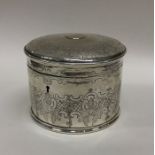 A good quality Victorian engraved tea caddy decora