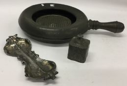 A pewter warming pan, snuffer tray etc. Est. £15 -