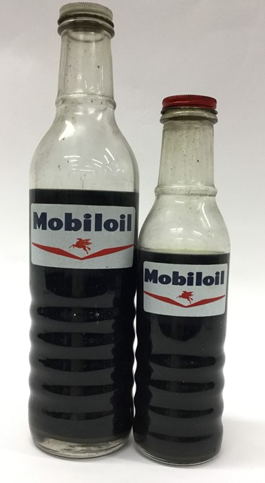 Two various sized "Mobiloil" glass bottles. (2). - Image 2 of 2