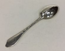 A pair of Queen Anne silver dog nose spoons with r