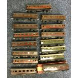 A quantity of TTR '00 gauge passenger carriages. E