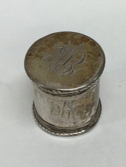 A Georgian circular silver counter box with lift-o - Image 2 of 3