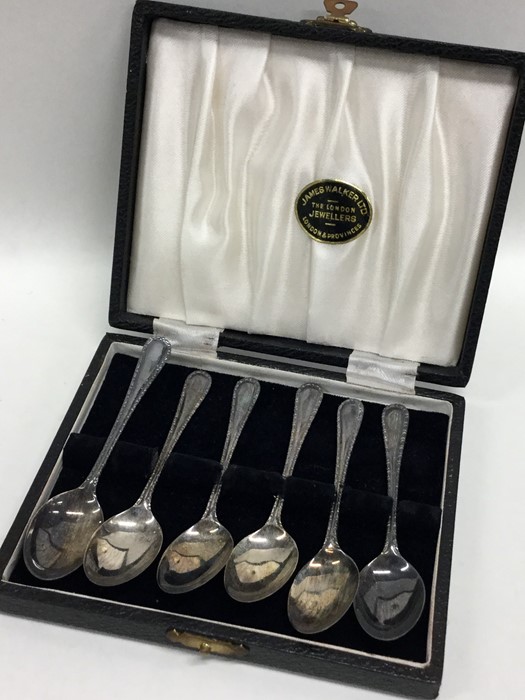 A boxed set of six silver coffee spoons. Sheffield - Image 2 of 2