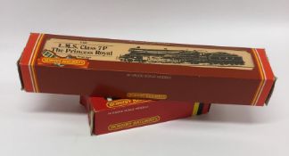 HORNBY: Two '00 gauge locomotives, one numbered 47458 i