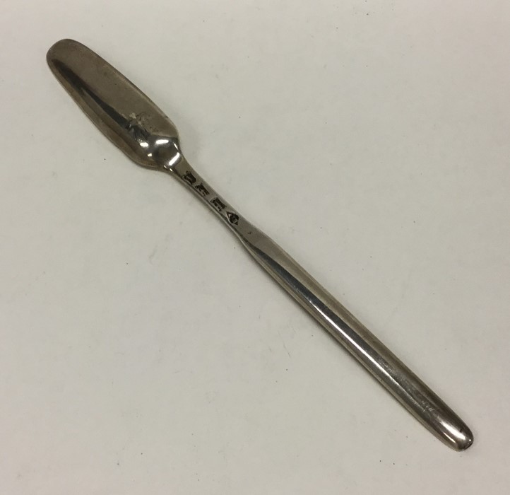 A Georgian silver double ended marrow scoop. Londo