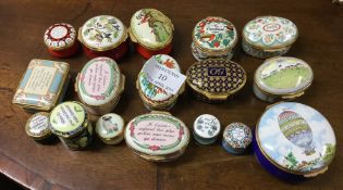 A group of porcelain and other decorative pill box