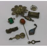 A quantity of silver brooches, pendants etc. Appro