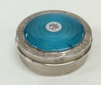 A good quality Continental silver enamel top pill
