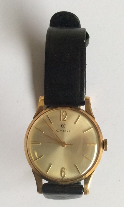 A gent's gold Cyma wristwatch in original box. Est
