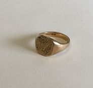 A gent's 9 carat signet ring. Approx. 8 grams. Est