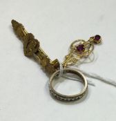 A 9ct ring, brooch and pendant. Approx. 6.8 grams.