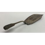 A Georgian silver fiddle pattern fish slice. Londo