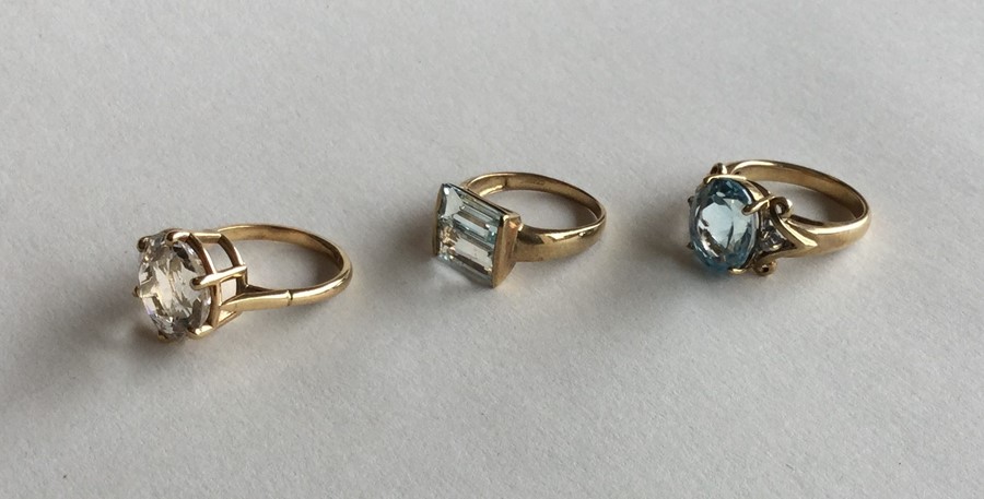 A group of three heavy 9 carat single stone rings. - Image 2 of 2