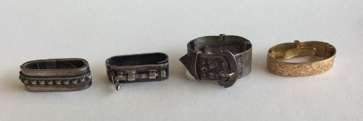 An unusual novelty silver scarf clip in the form o