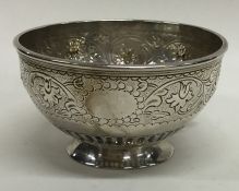 A good quality Victorian silver sugar bowl with le