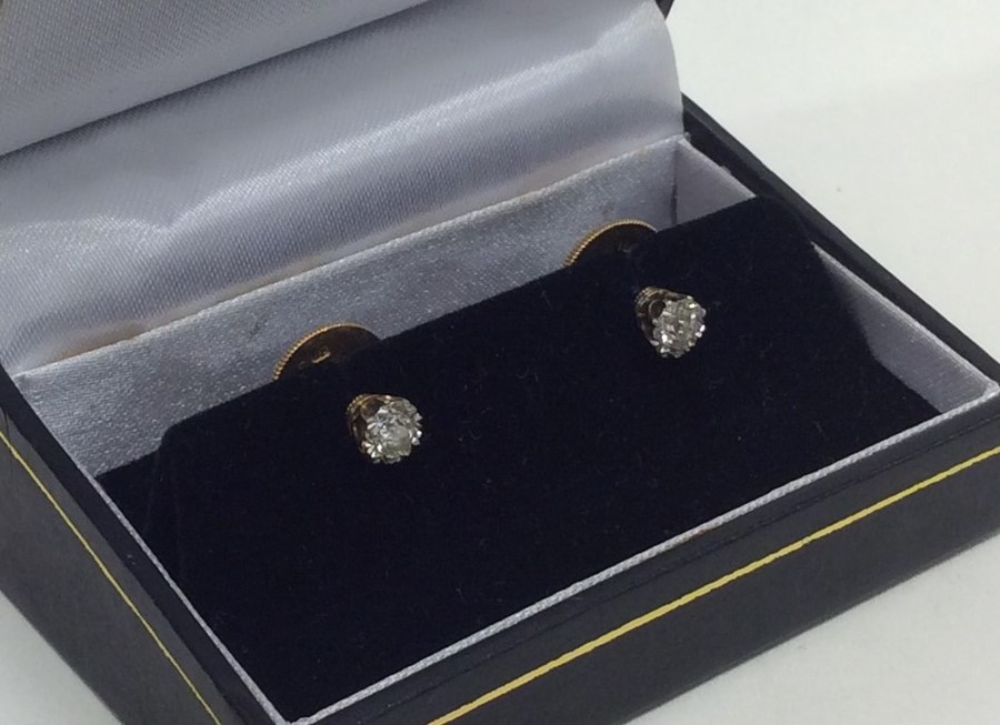 A pair of good diamond single stones mounted as dr - Image 2 of 2