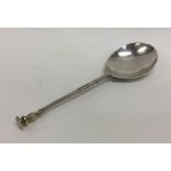 An early 17th Century seal top silver spoon with g
