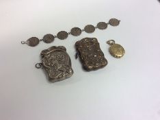 A bag containing stylish gilt vesta cases etc. Est