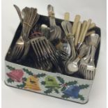 A box containing silver plated cutlery. Est. £20 -