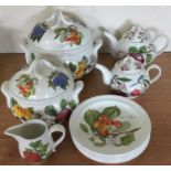 Decorative large Portmeirion fruit bowls, tea pots