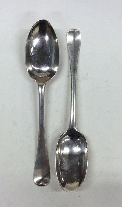 A pair of good Georgian silver rat tail tablespoon